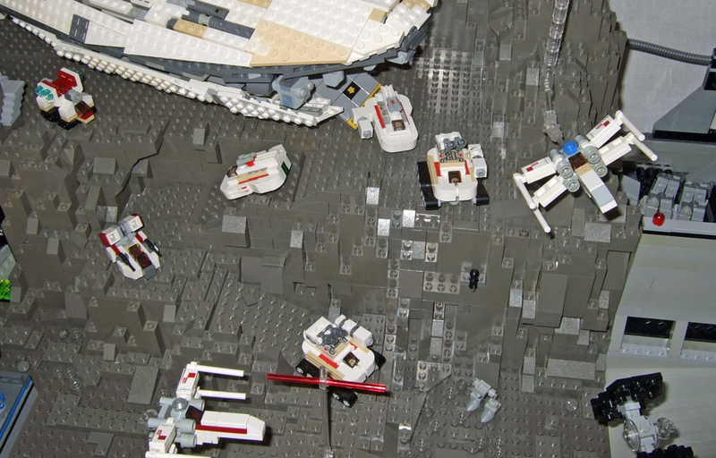 Illustration for article titled The Mother of All Lego Star Wars Battles